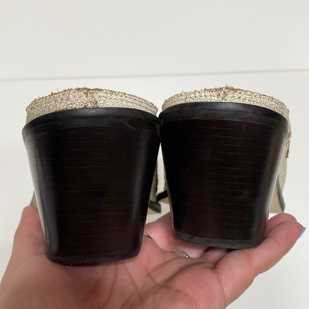 MIA Phoenix Slip on Mule Distressed Leather - Picture 12 of 16